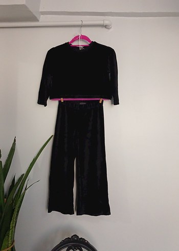 Siyah Kadife Kız Takımı, Salaş Kesim - Görsel 2