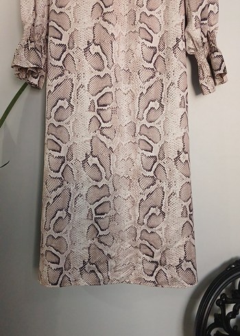 Yılan Desenli Uzun Kollu Uzun Elbise - Görsel 3