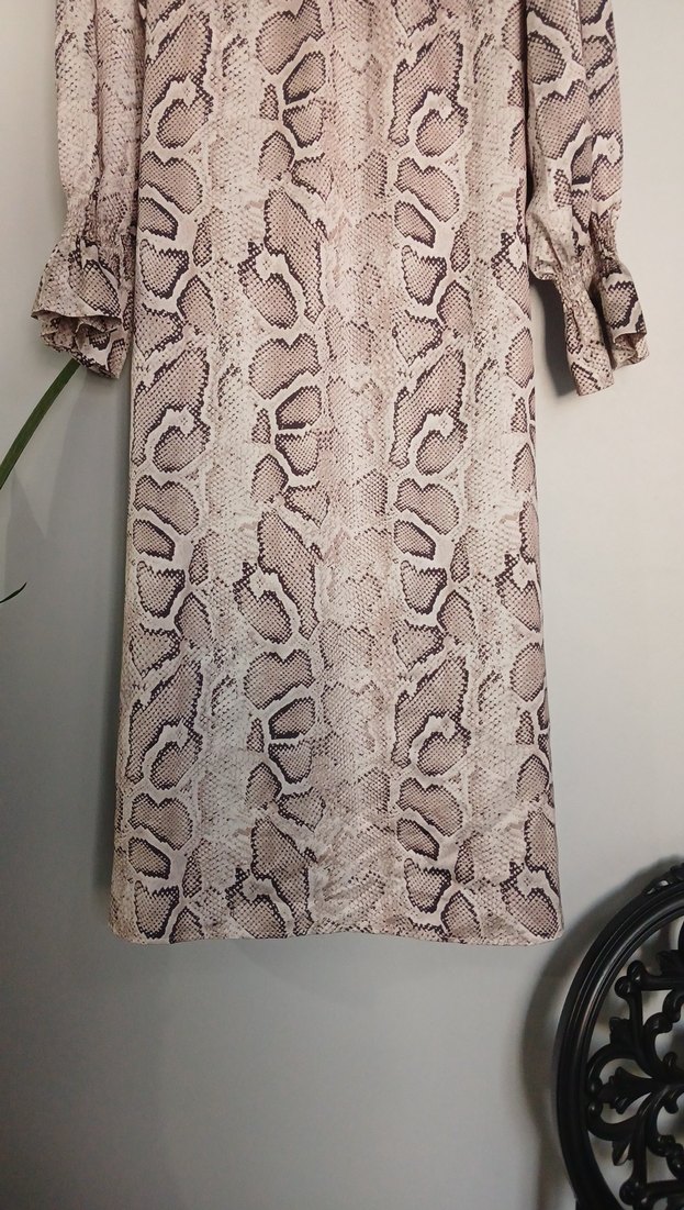 Yılan Desenli Uzun Kollu Uzun Elbise - Görsel 3