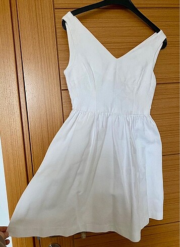 Mudo beyaz mini elbise