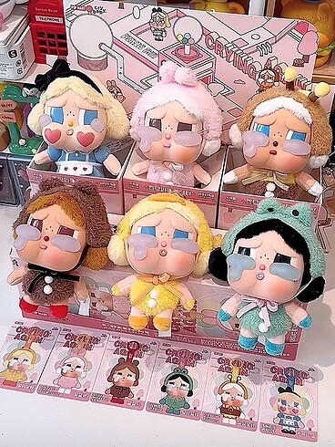 CRYBABY - Pop Mart