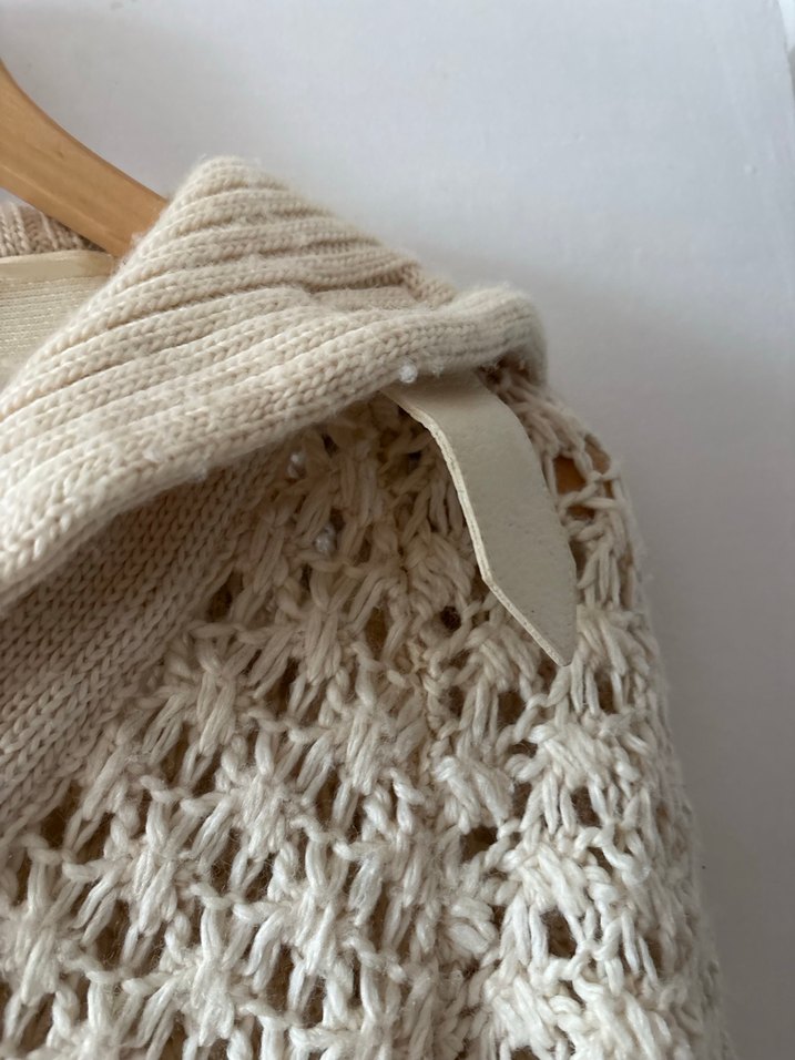 Mango V Yaka Bej Örgü Kadın Kazak - Görsel 4