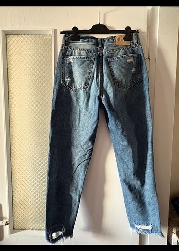 PULL&BEAR Kadın Mavi Yırtık Kot Pantolon - Görsel 4