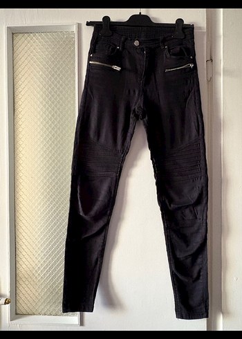 Bershka Fermuarlı Siyah Biker Kadın Kot Pantolon - Görsel 2