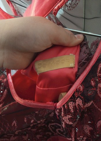 Kırmızı Uzun Drapeli Straplez Abiye Elbise - Görsel 5