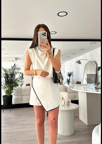 Beyaz şort etekli mini elbise