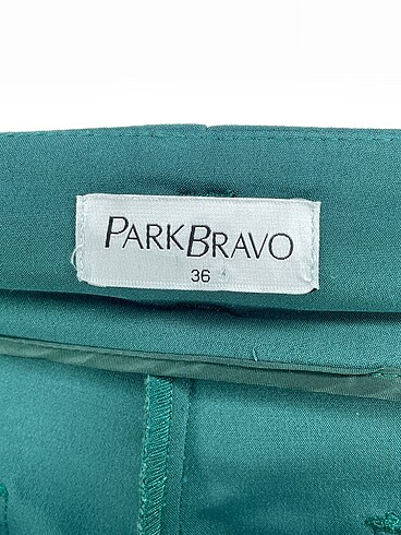 36 Beden yeşil Renk Park Bravo Düz Kesim %70 İndirimli.