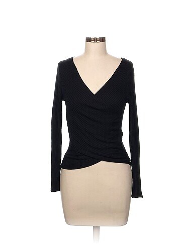 H&M Bluz %70 İndirimli.
