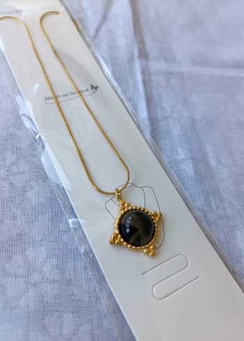 Diğer Siyah Taş Kolye