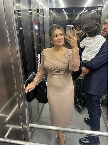 42 Beden Asyaadress İşlemeli midi abiye