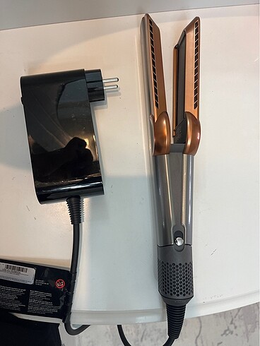 Dyson saç düzleştirici