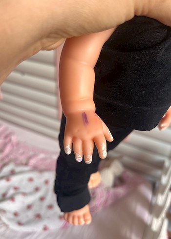 Siyah Kıyafetli Bebek Oyuncak - Görsel 4