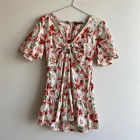 Çiçekli mini elbise