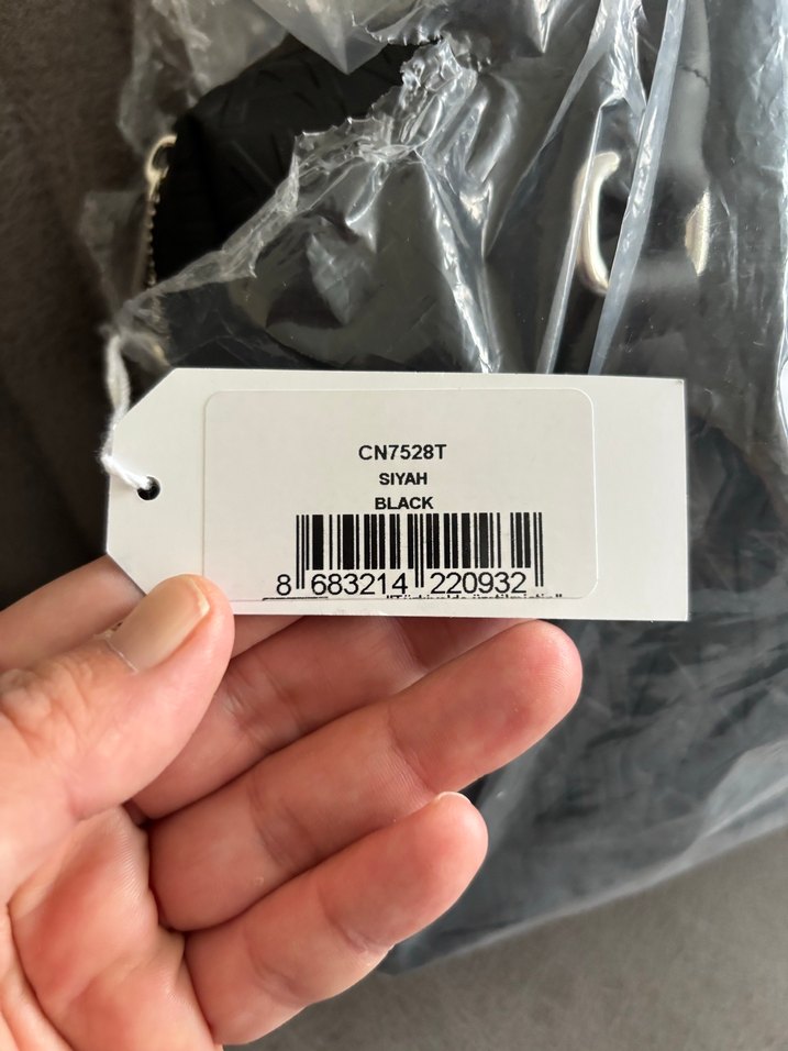 Siyah Baskılı çanta - Görsel 2