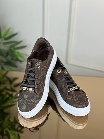 38 Beden Vakko sneaker