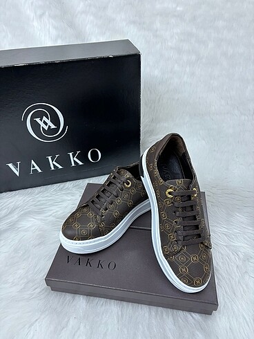 Vakko Vakko sneaker