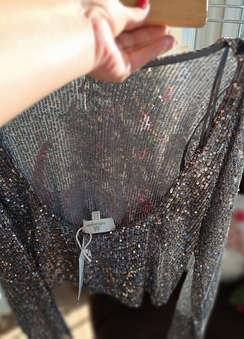 m Beden Pull &Bear payetli pullu Bluz 