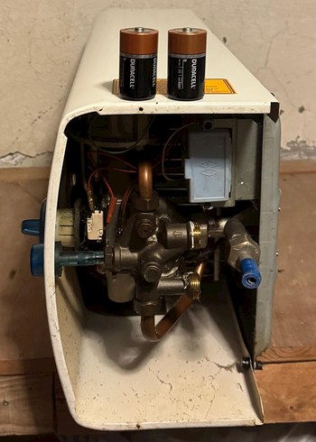 DemirDöküm Beyaz Duvar Tipi şofben - Görsel 3