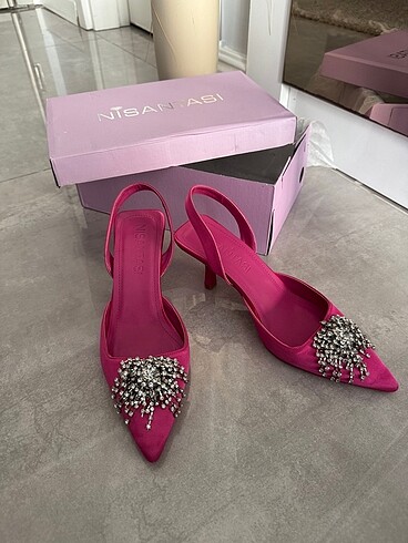 Nişantaşı shoes topuklu ayakkabı
