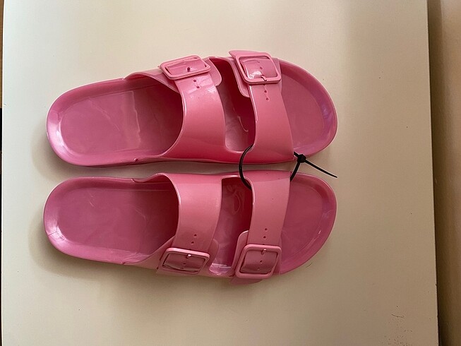 Pembe terlik