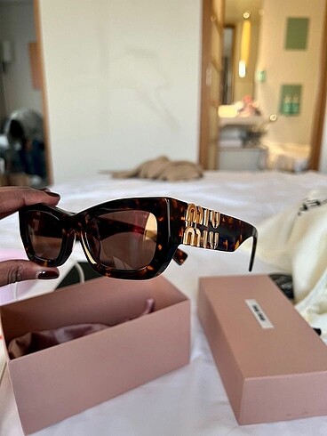 Miu Miu Miu miu leopar gözlük
