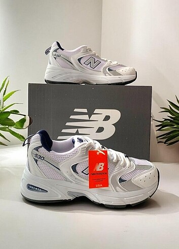 43 Beden beyaz Renk NEW BALANCE 530 - BEYAZ-LACİVERT NO / 43