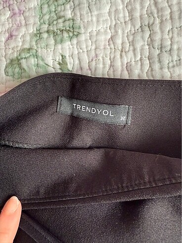 Trendyol ip detaylı mini şort etek siyah - Görsel 5