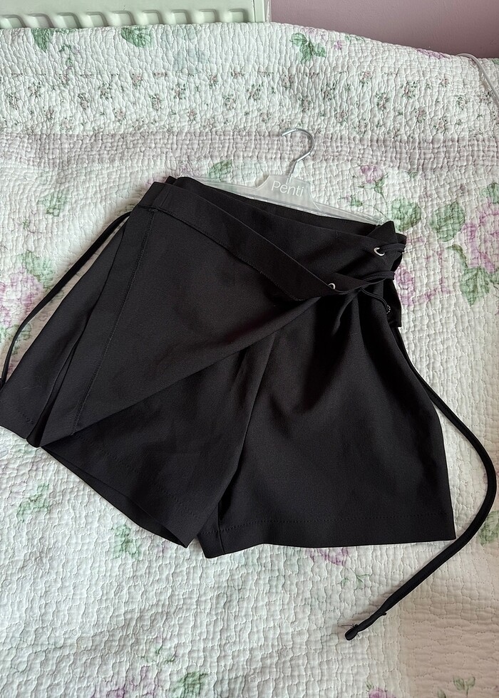 Trendyol ip detaylı mini şort etek siyah - Görsel 2