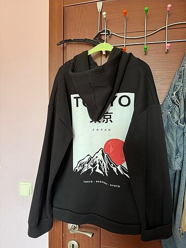 universal Beden siyah Renk Oversize STD beden siyah Tokyo baskılı Sweat