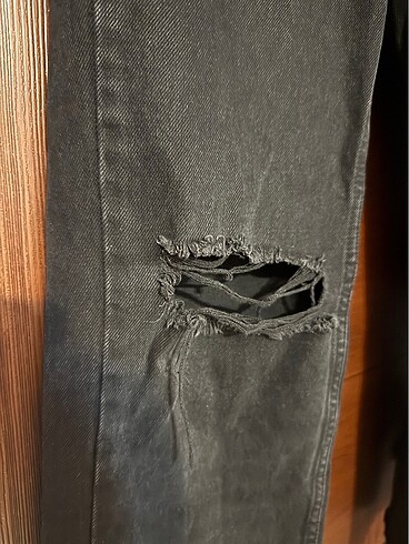 Wide leg yırtık detaylı siyah jean - Görsel 4