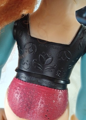 Kahverengi saçlı mavi gözlü oyuncak bebek - Görsel 5