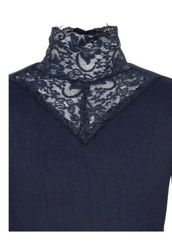 Dantelli V Yaka Siyah Kadın Bluz - Görsel 8