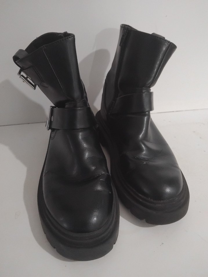 Siyah Deri Tokalı Goth Botlar - Görsel 4