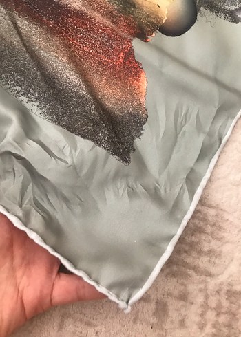 Diğer Kadın Çok Renkli Batik Desenli Gri Eşarp