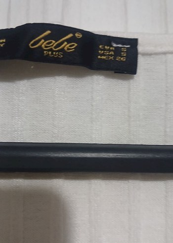 s Beden beyaz Renk Düğmeli Beyaz Kısa Kollu Mini Bluz