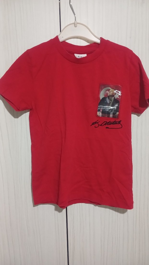 Kırmızı Erkek Çocuk Kısa Kollu Tişört - Görsel 3