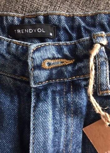 36 Beden Trendyolmilla wide leg etiketli jean
