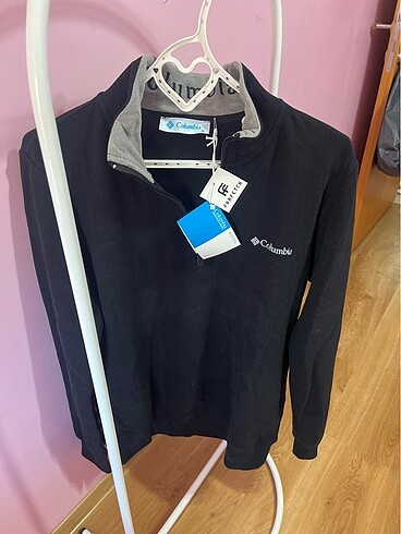 Columbia unisex sweatshirt