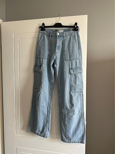 Bershka cargo paraşüt pantolon