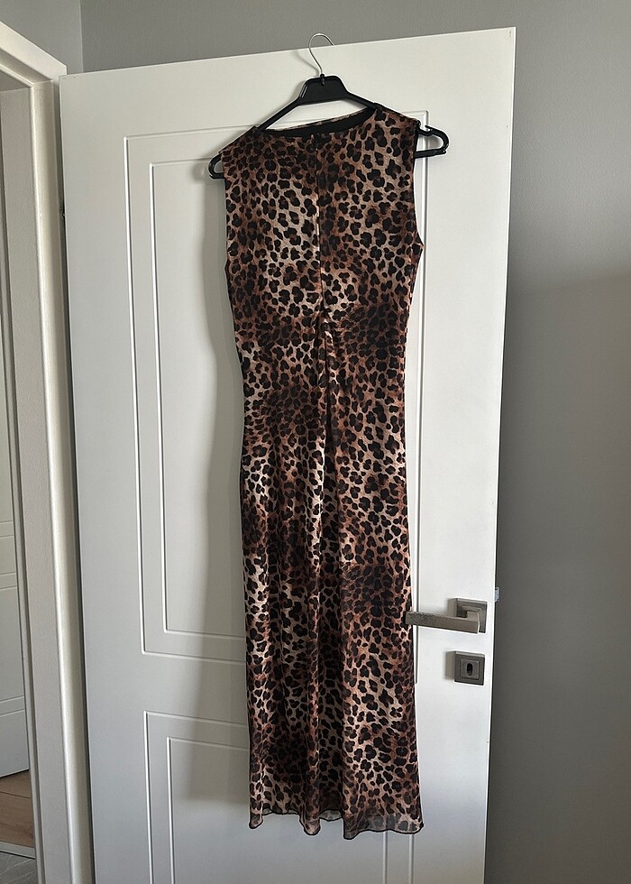 Kınalık mezuniyetlik düğünlük nişan için uzun leoparlı elbise - Görsel 3