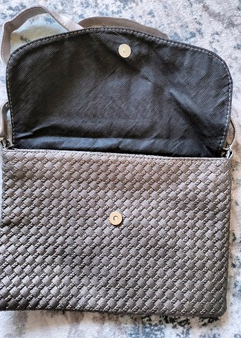 Gri Deri Nakışlı Kadın Çanta - Görsel 2