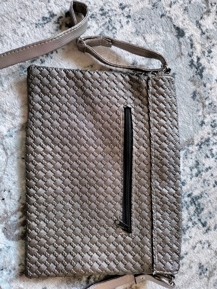 Gri Deri Nakışlı Kadın Çanta - Görsel 5