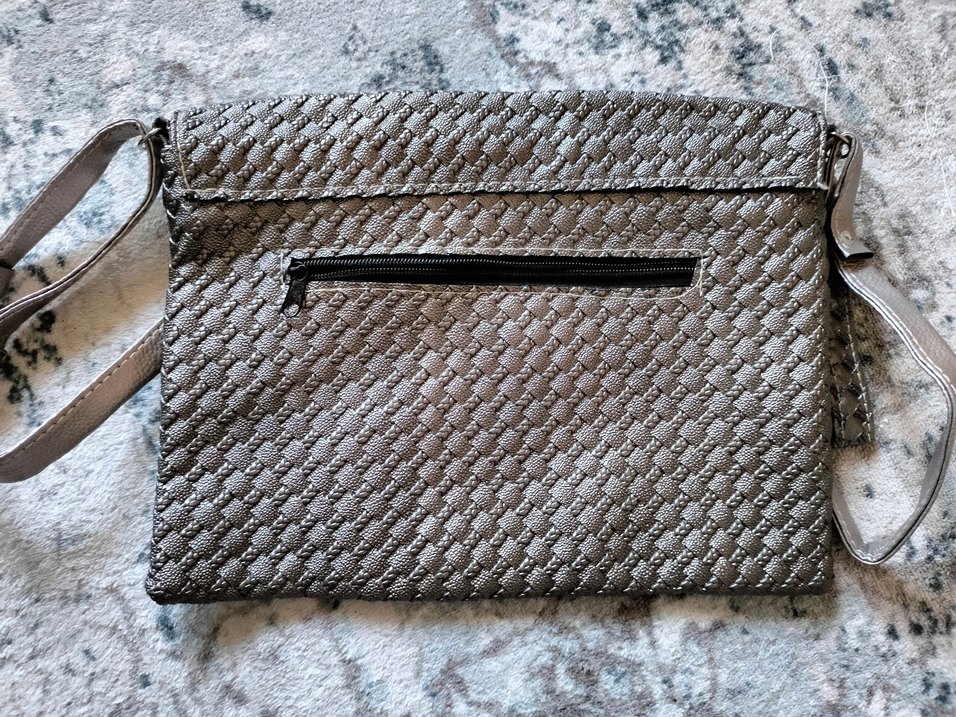 Gri Deri Nakışlı Kadın Çanta - Görsel 4