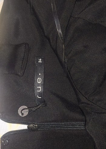 Siyah V Yakalı Uzun Gothic Elbise - Görsel 4