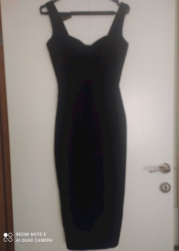 Siyah V Yakalı Uzun Gothic Elbise - Görsel 2