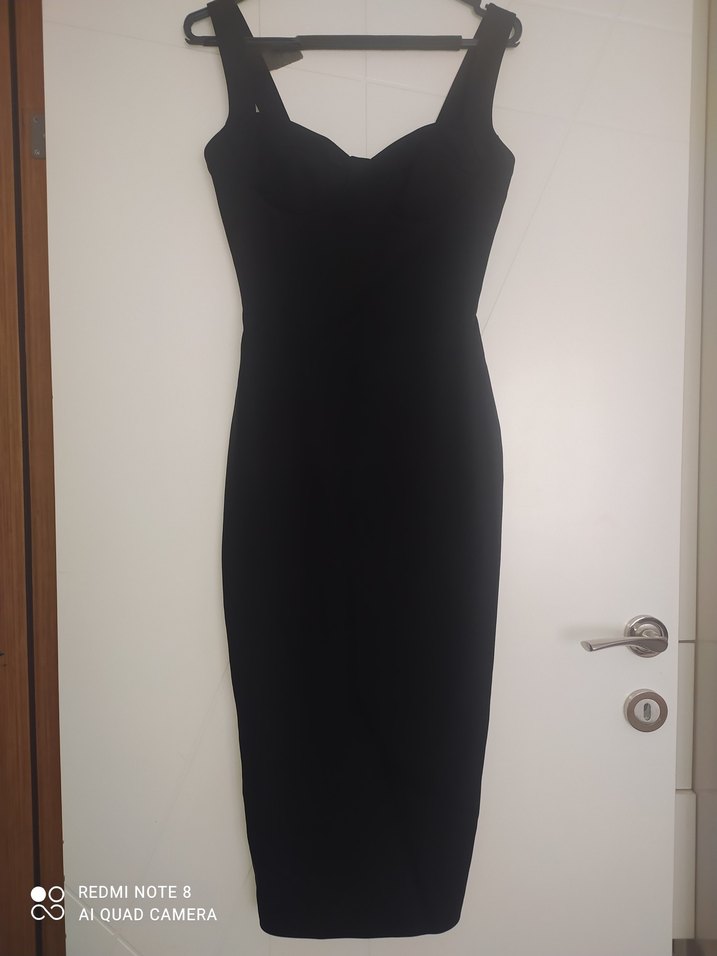 Siyah V Yakalı Uzun Gothic Elbise - Görsel 3