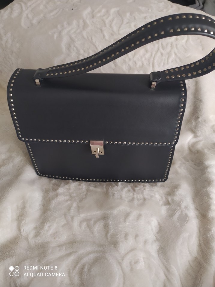 Klasik Siyah Deri Tokalı Kadın Çanta - Görsel 2