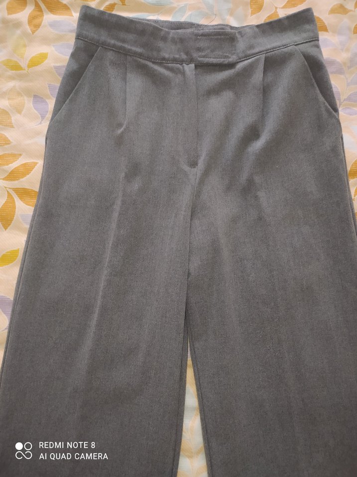 Gri Piliseli Midi Kumaş Kadın Pantolon - Görsel 2