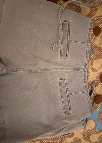 Koton Kadın Gri Mini Denim Şort - Görsel 4