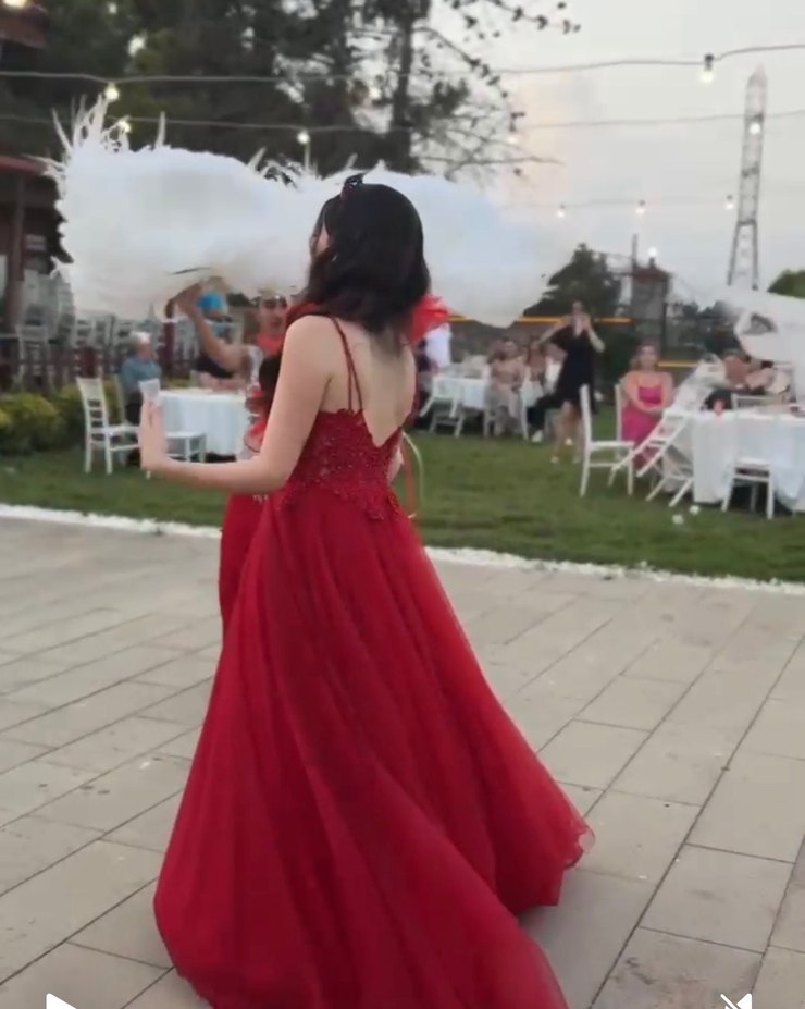 Kına Kırmızı Uzun Abiye - Görsel 4